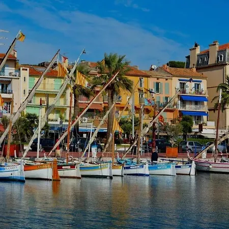 Sejournez A 100 M De La Plage, Clim,wifi,parking,centre A 5 M Апартаменты